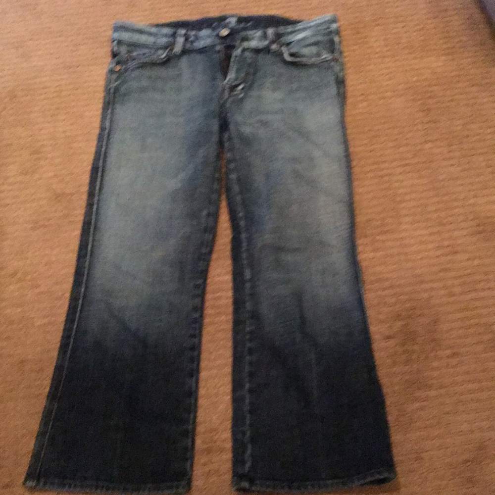 Straight leg Capri Jeans